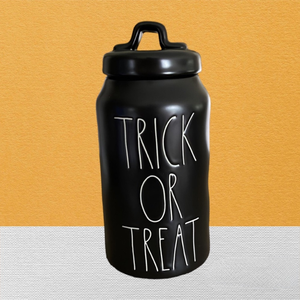 Brand new Rae Dunn Trick or Treat Halloween Canister